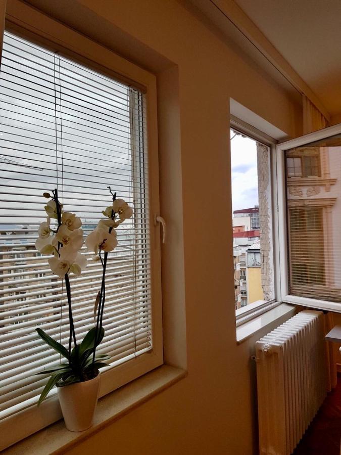 Uma- Urban Mini Apartment Skopje Esterno foto